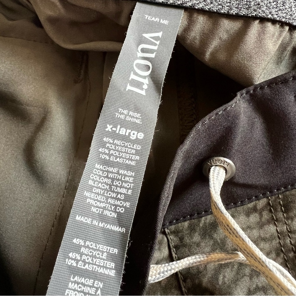 Vuori Patterned Shorts With Drawstring Size Xl - image 3